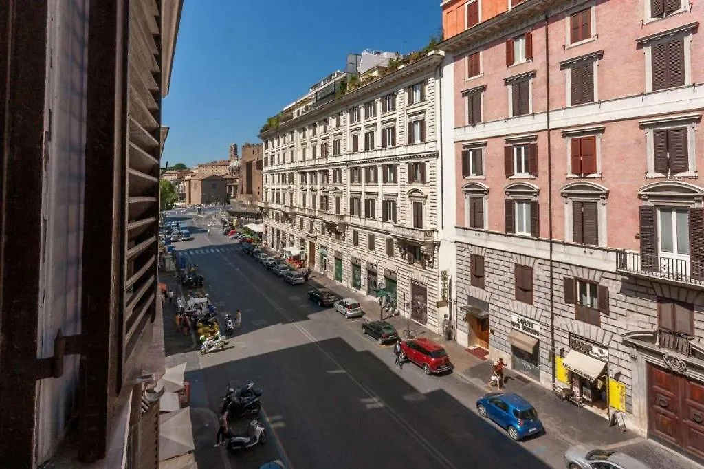 Colosseo Imperial Apartments Roma 0*,